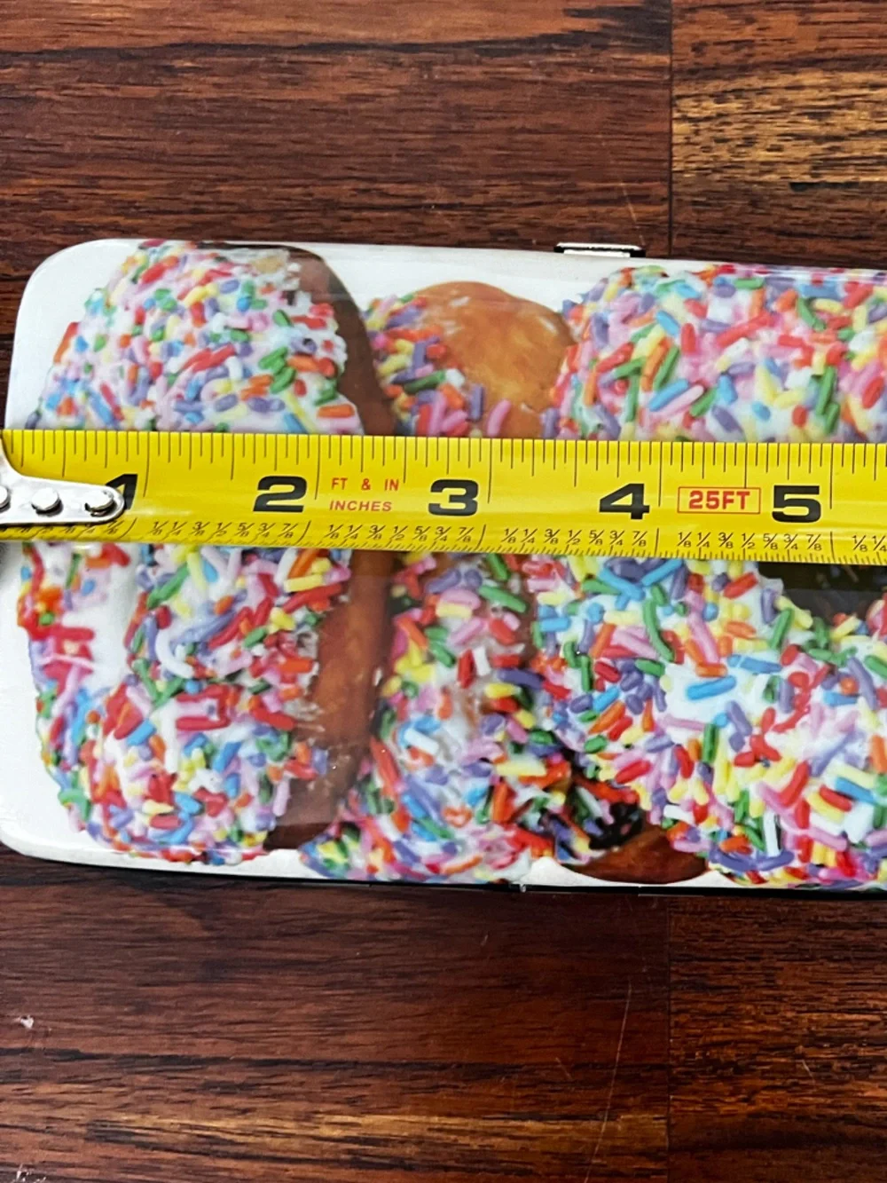 Donut Sprinkle Kiss Lock Wallet – Fun & Colorful
